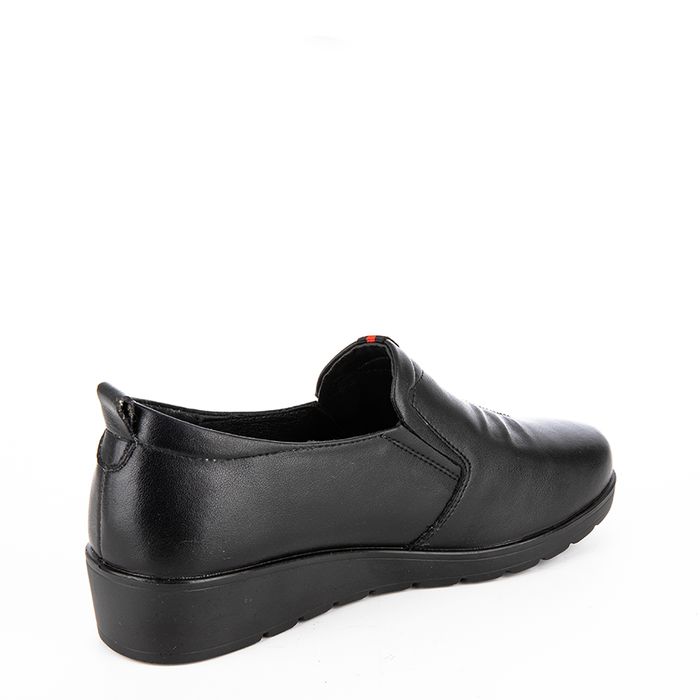 Baden қара жабық туфлилері CV044-090