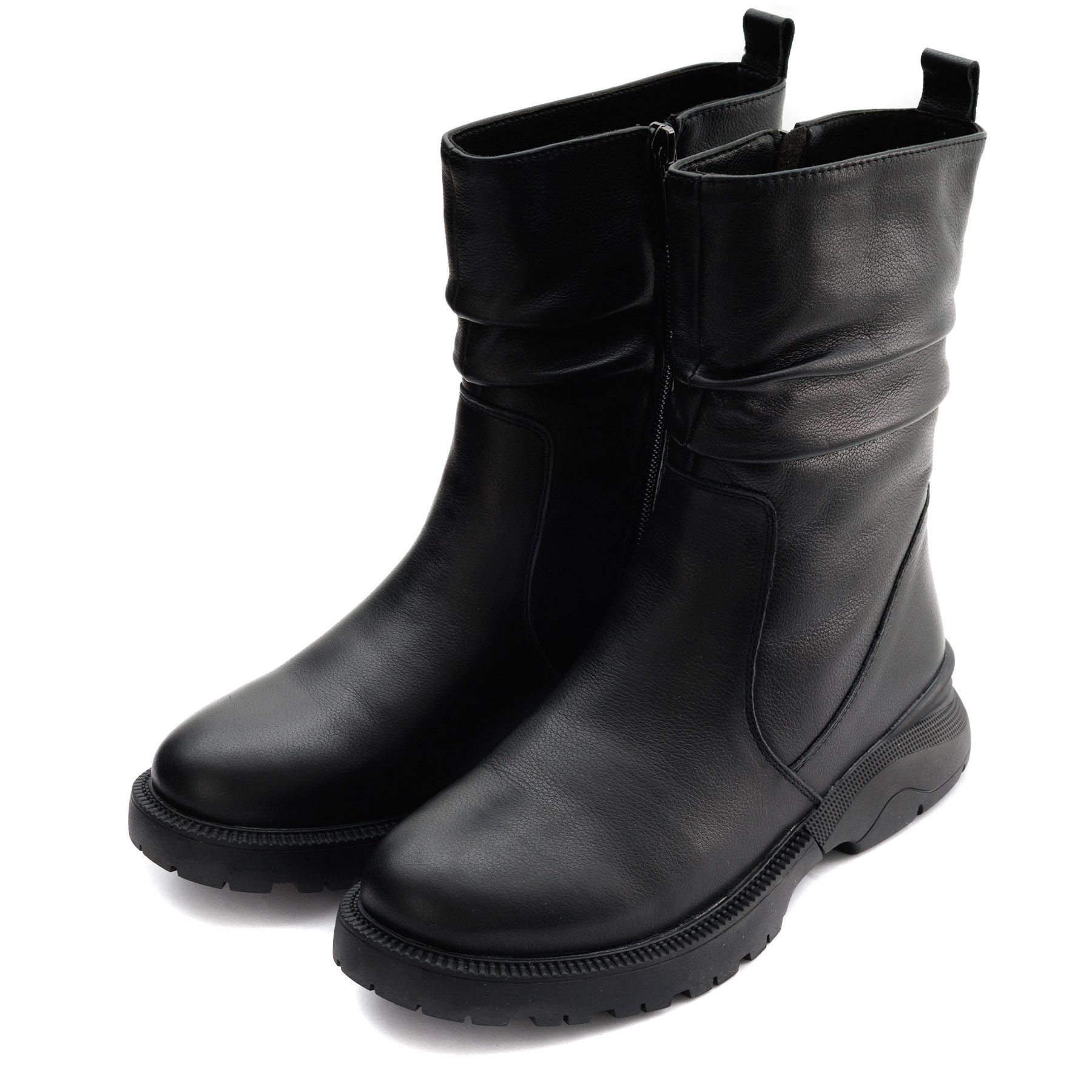 Чёрные полусапоги der Spur AG085_01_01_KH