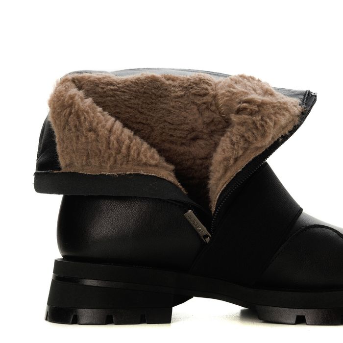 Baden қара бәтеңкелері U359-010