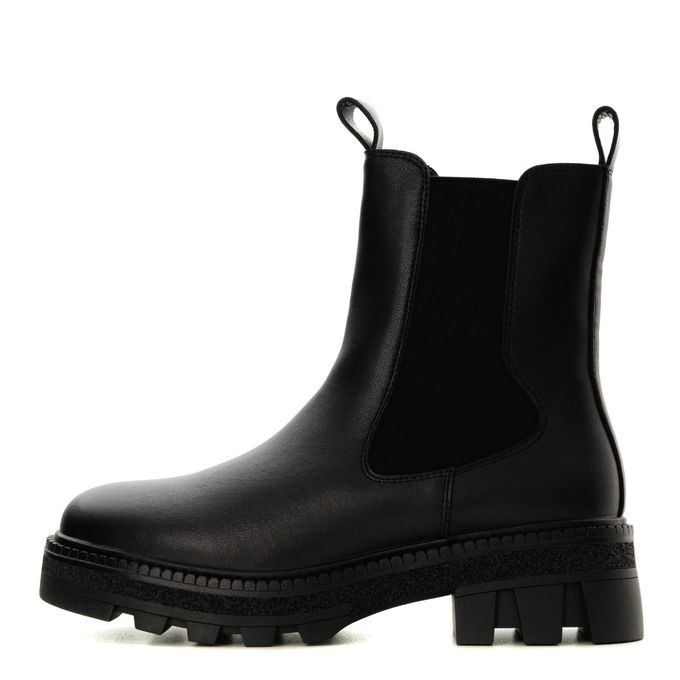 Baden қара Челсиі