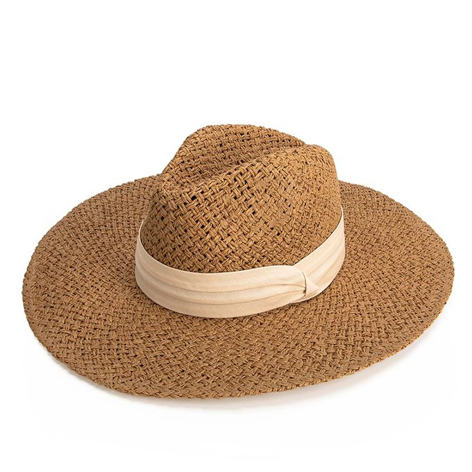 Бежевая шляпа Dispacci