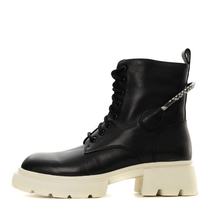 CorsoComo қара бәтеңкелері CC11943-WN