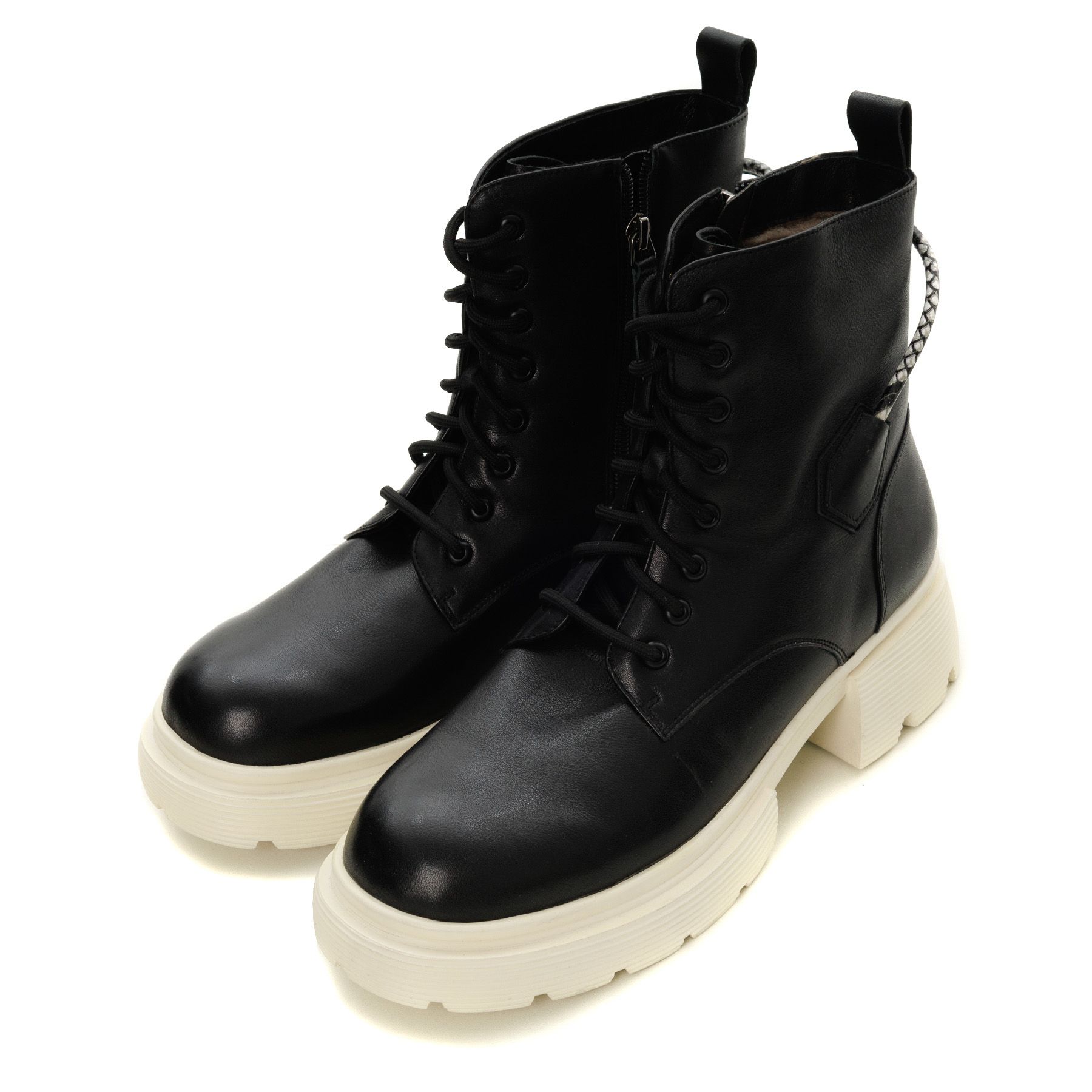 Чёрные ботинки CorsoComo CC11943-WN