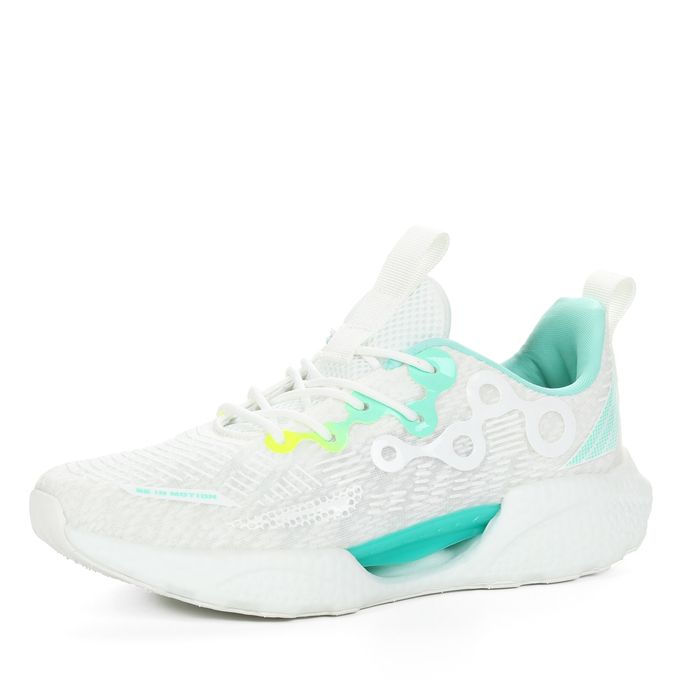 Escan ақ кроссовкалары