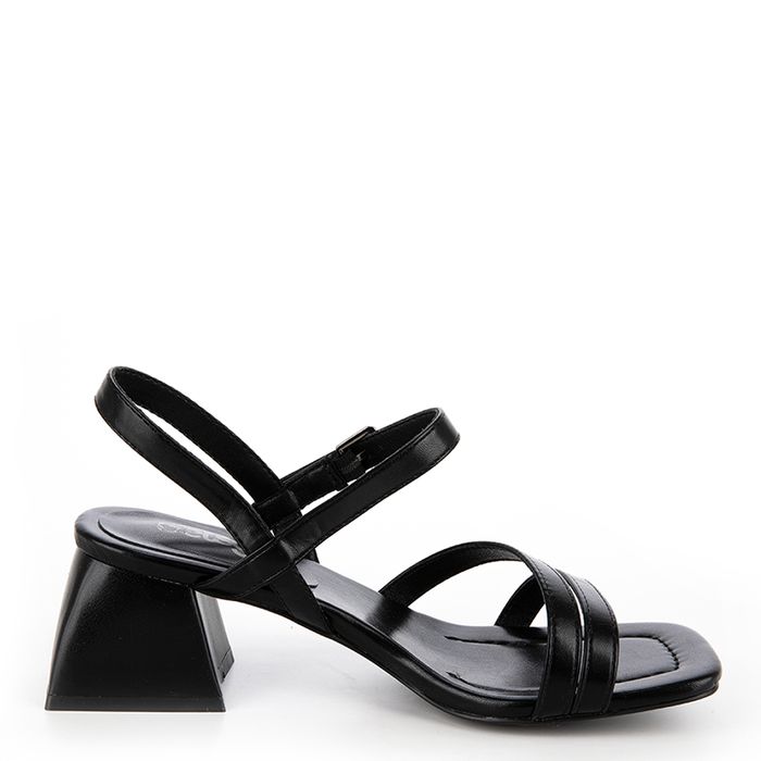 Betsy қара босоножкалары 937049/01-02