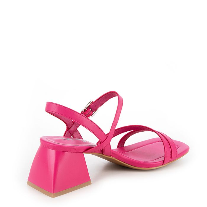 Betsy қызғылт босоножкалары 937049/01-04