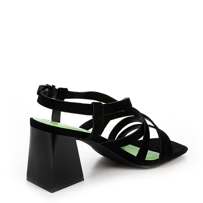 Betsy қара босоножкалары 937055/02-02