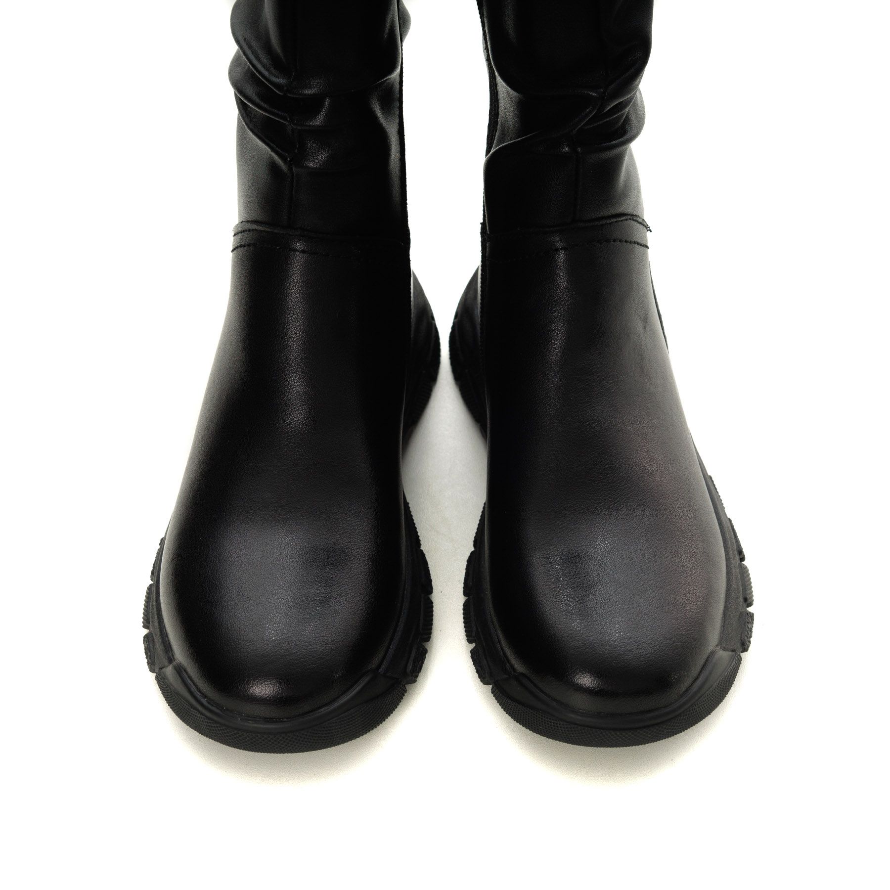 Чёрные полусапоги Baden EB010-020