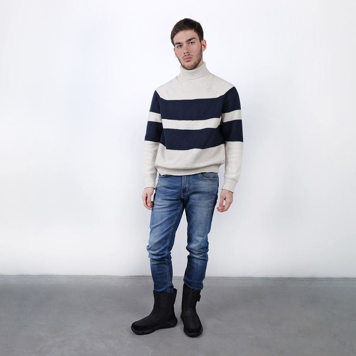 Baden қара үрілген аяқ киімі LK091-010