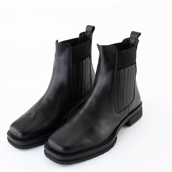 MYM қара бәтеңкелері 100270-PL-01