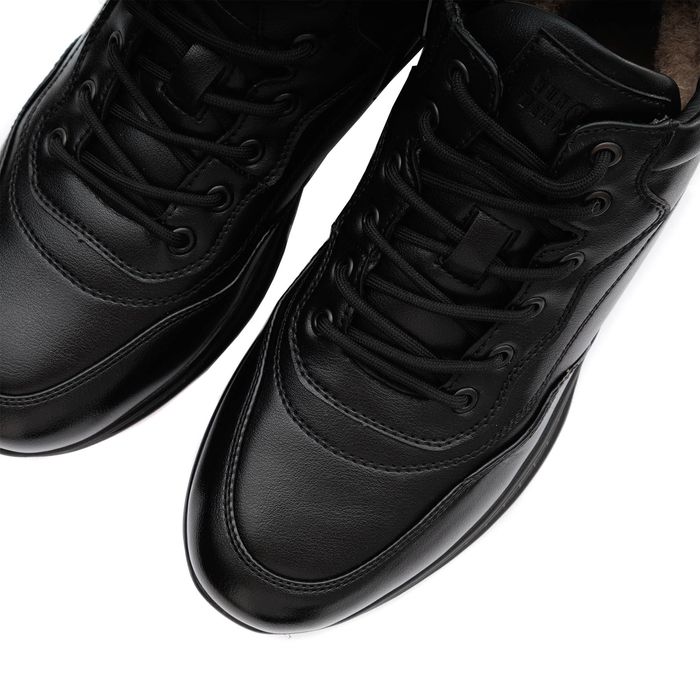 Der Spur қара бәтеңкелері LA099_01_01_SH