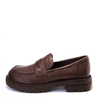 Der Spur қоңыр лоферлері