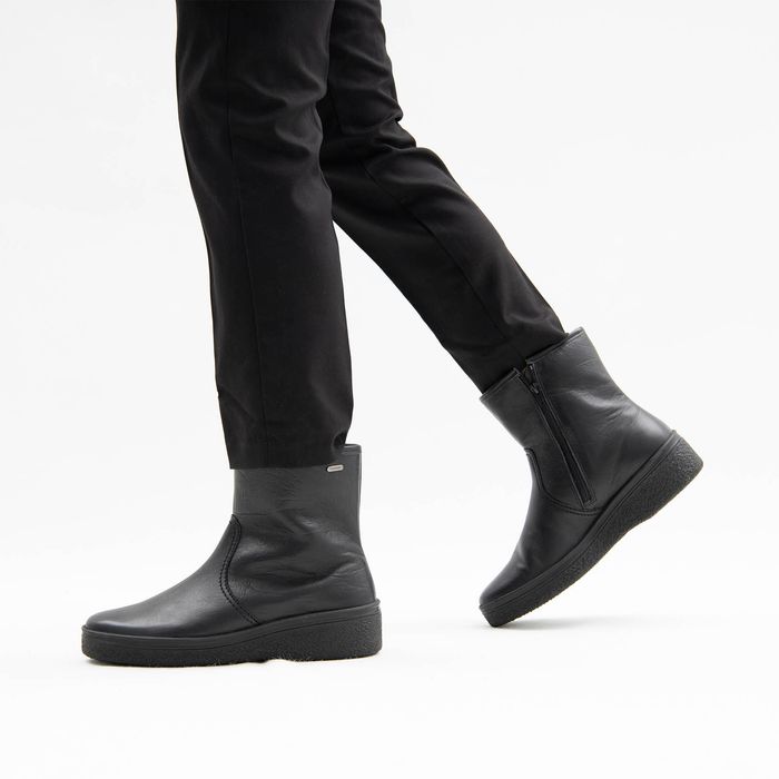 Romer қара етіктері 921002