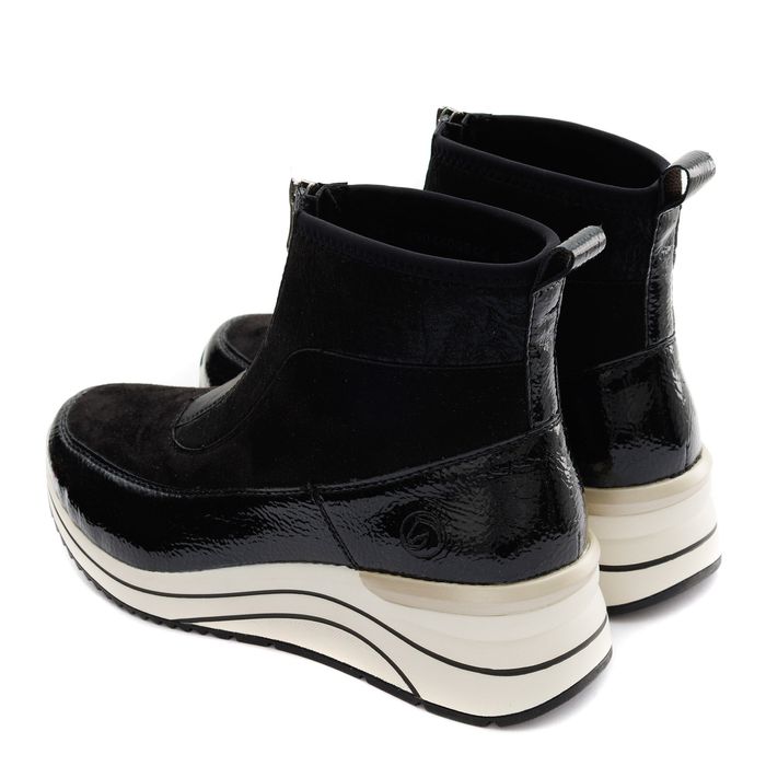 Чёрные ботинки Remonte D0T71-01