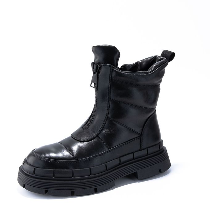 Betsy қара үрілген аяқ киімі