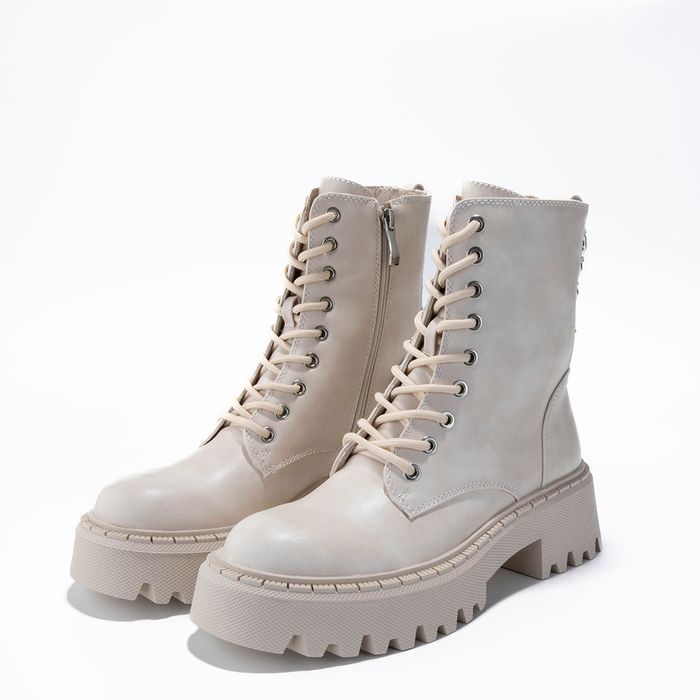 Бежевые берцы Betsy 938046/06-02