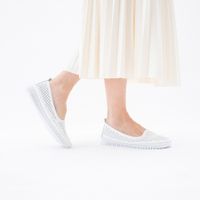 Respect ақ слипондары CN159-010