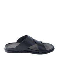 Der Spur қара шәркейлері PM332_01_01_SP