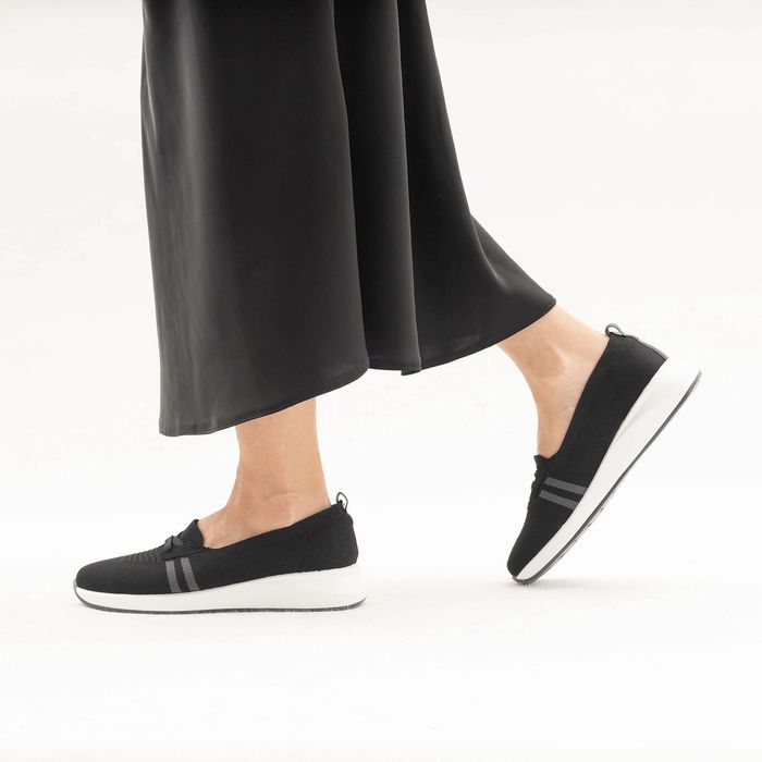 Der Spur қара жартылай бәтеңкелері VD028_02_01_TU