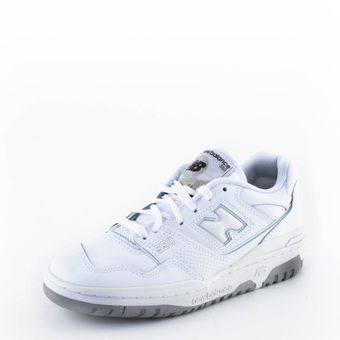 New Balance ақ кроссовкалары