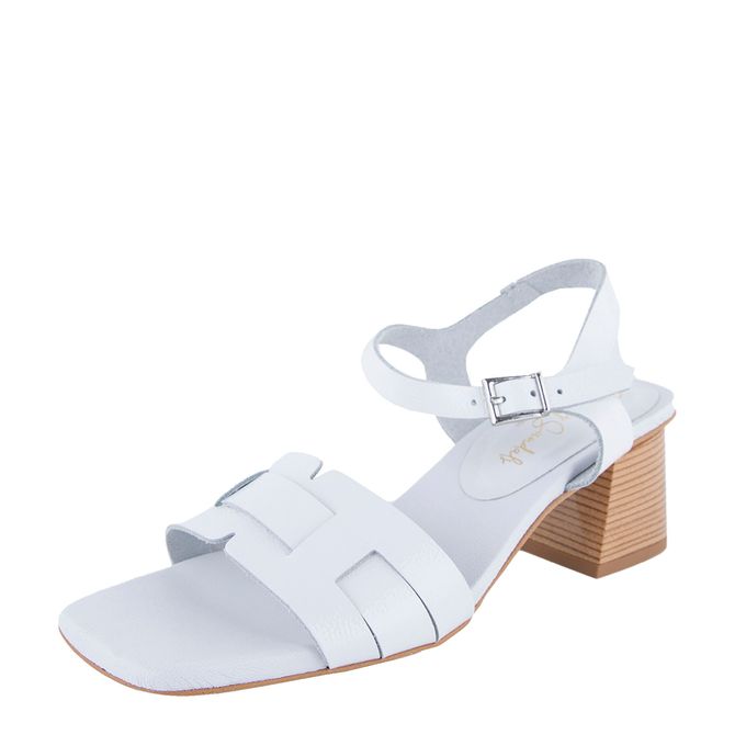 Белые босоножки Oh! My sandals