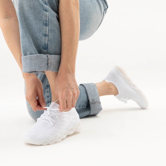 Escan ақ кроссовкалары ES611143-4