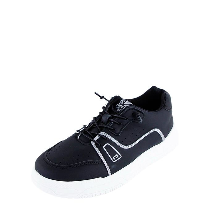 Crosby қара кроссовкалары