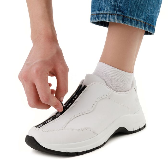 Remonte ақ кроссовкалары D0G03-80