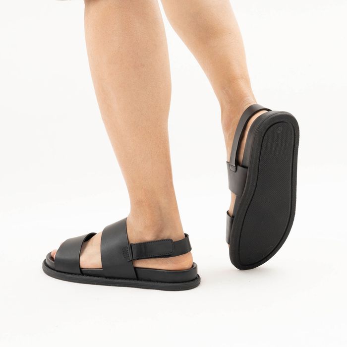 Чёрные сандалии Marco Tozzi 2-18100-42-001/101