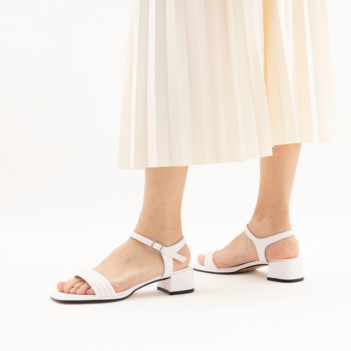 Белые босоножки Alicantre 1199-04-IG-06-PP