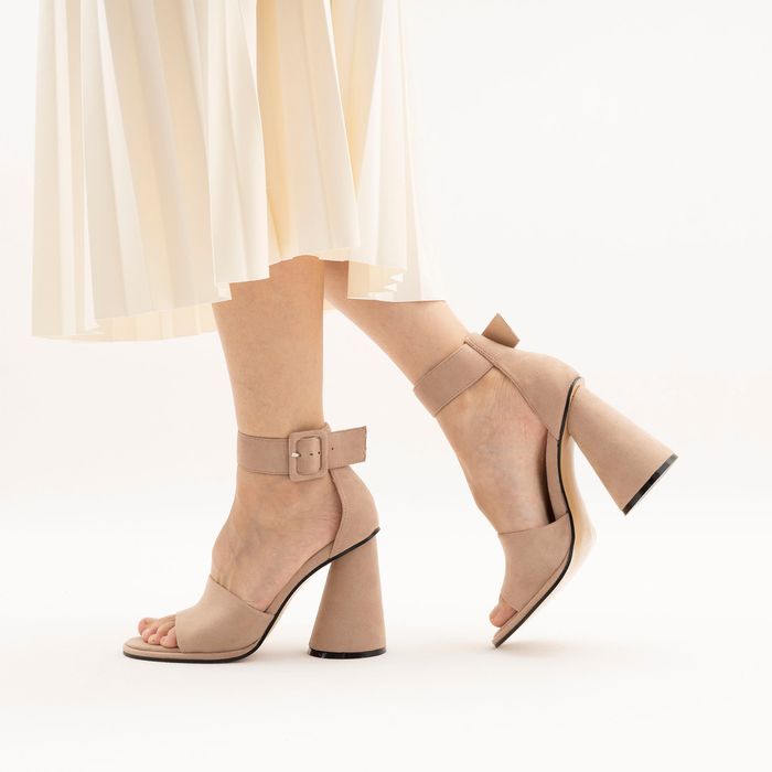 Alicantre сарғыш туфли с открытой стопой және носком 1203-01-IG-19-SP