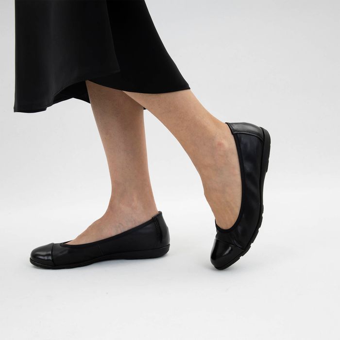 Чёрные балетки Caprice 9-22182-42-019/203