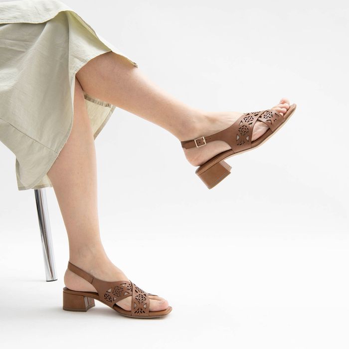 Tamaris сарғыш босоножкалары 1-28252-42-440/200