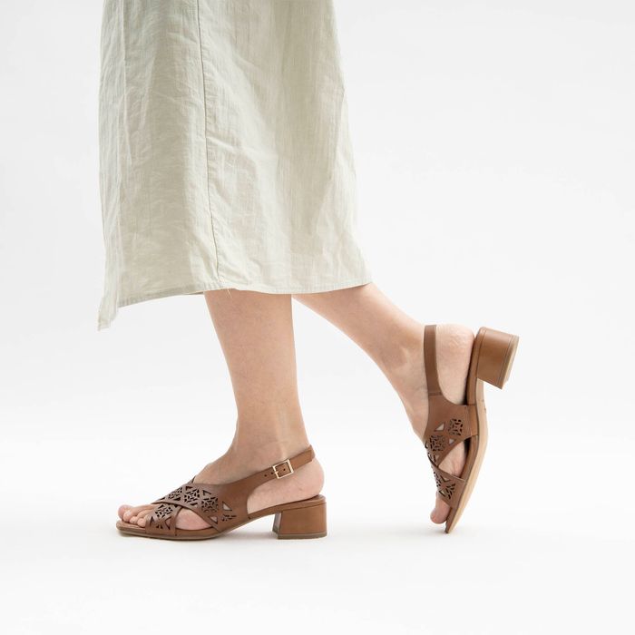 Tamaris сарғыш босоножкалары 1-28252-42-440/200