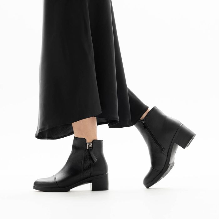 Чёрные ботильоны Audienz ME025-010_Audienz