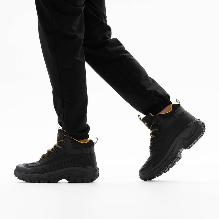 Чёрные трекинговые кроссовки Audienz VZ002-010_Audienz