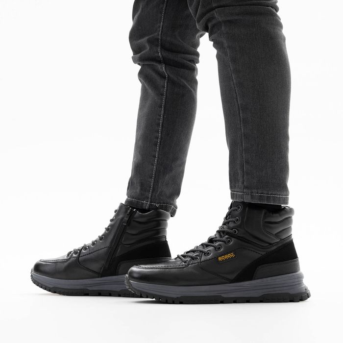 Чёрные трекинговые кроссовки Audienz 851380-6