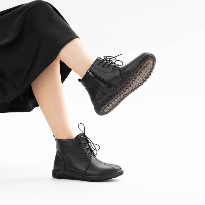 Der Spur қара бәтеңкелері DR009_02_01_SB K