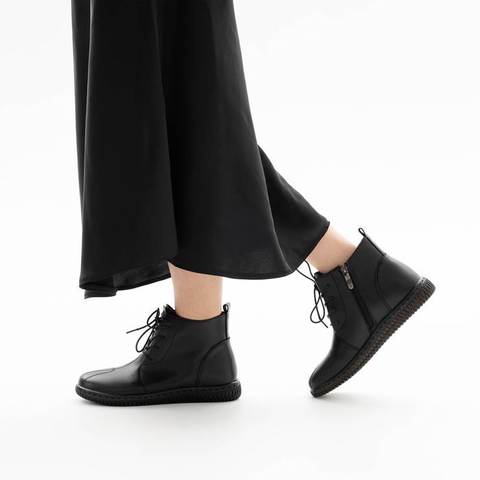 Der Spur қара бәтеңкелері DR009_02_01_SB K