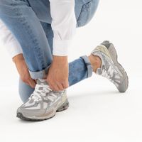 New Balance сұр кроссовкалары M1906NB