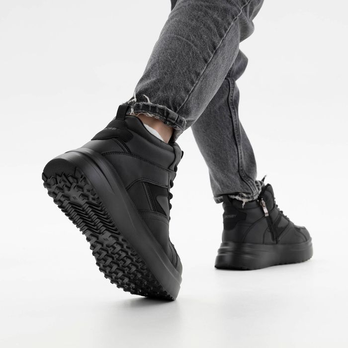 Crosby қара трекинг кроссовкалары 448131/06-03