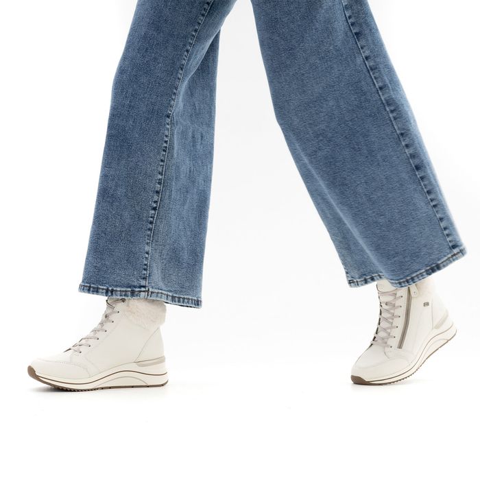 Remonte ақ бәтеңкелері D0T77-80