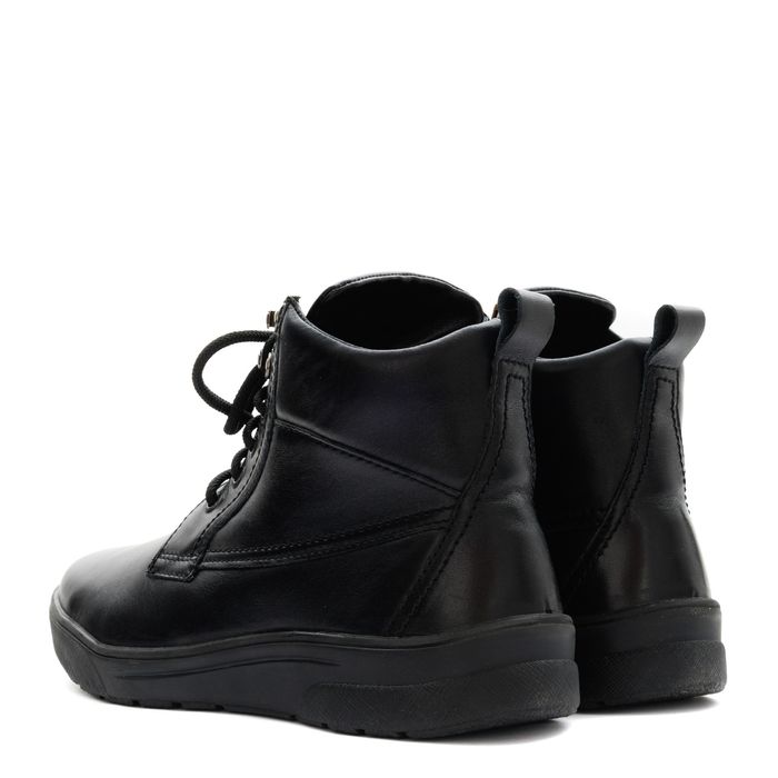 Romer қара бәтеңкелері 911571