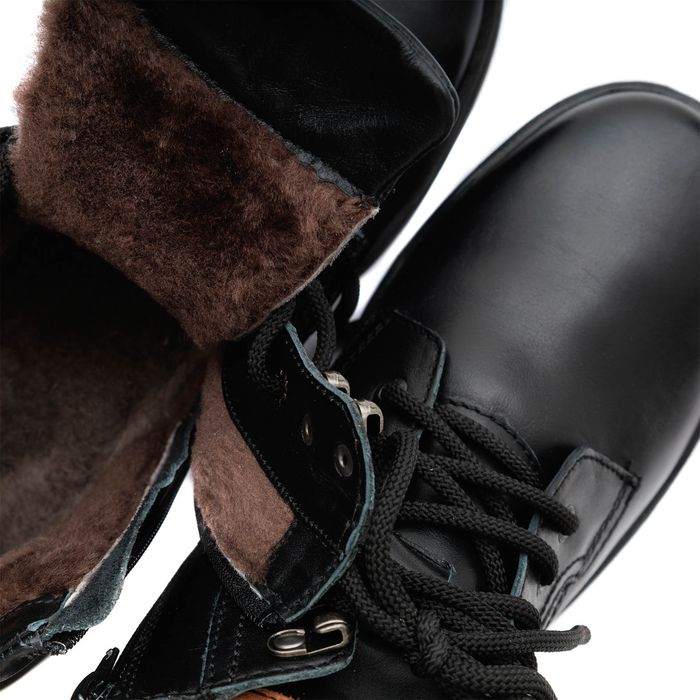 Romer қара бәтеңкелері 911571