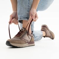 Коричневые кроссовки Tamaris 1-23732-41-301/202