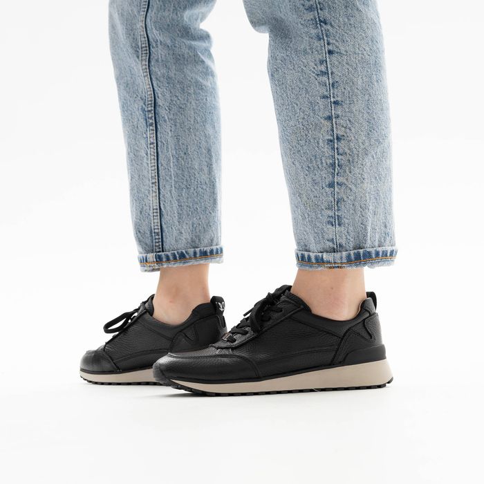 Caprice қара кроссовкалары 9-23711-43-003/203