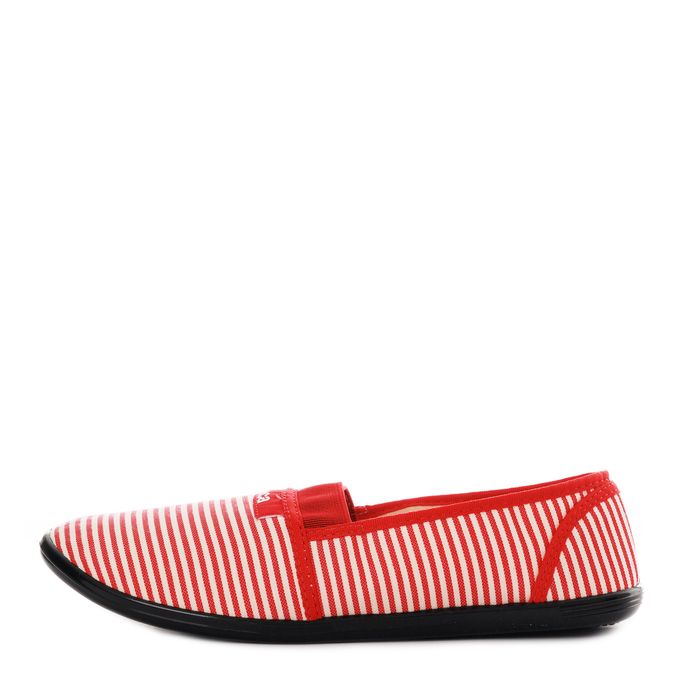 Moleca қызыл эспадрильдері