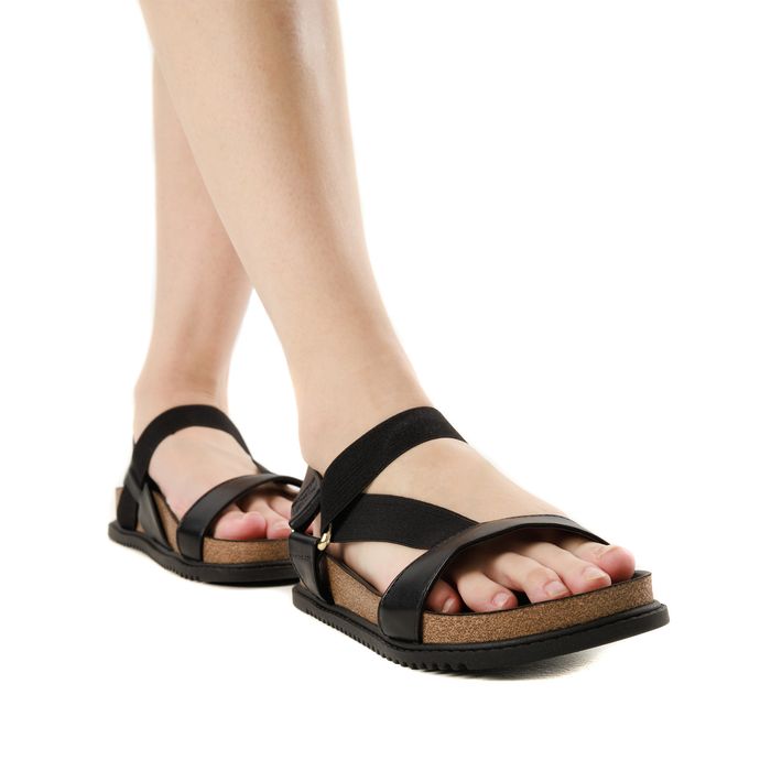 Чёрные сандалии Beira Rio 8523.109.28174-15745