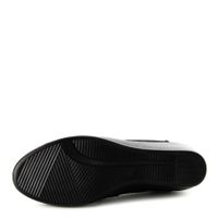 Чёрные туфли лодочки Audienz AC146-050
