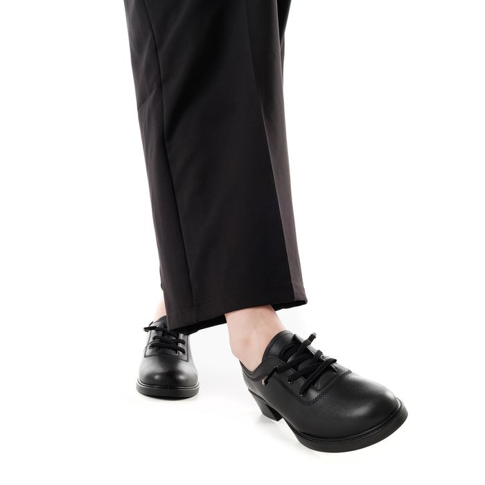 Чёрные туфли закрытые Audienz GC223-020